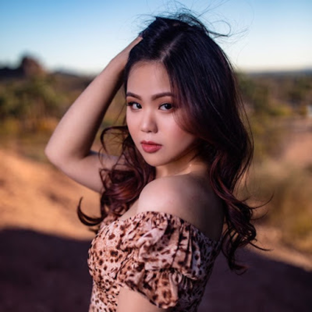 Meet your Posher, Xinyi